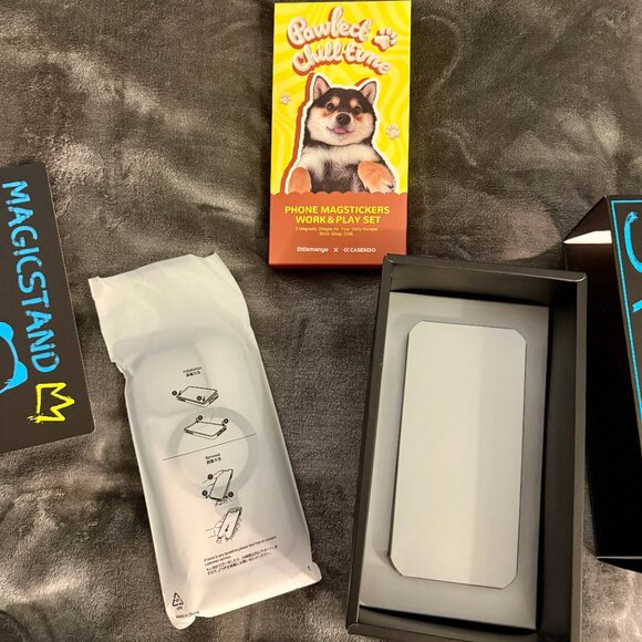 CASEKOO x Manyu Pawfect Chill Time Magic Stand Pro Case Set for iPhone 16 Pro - Picture 10 of 11